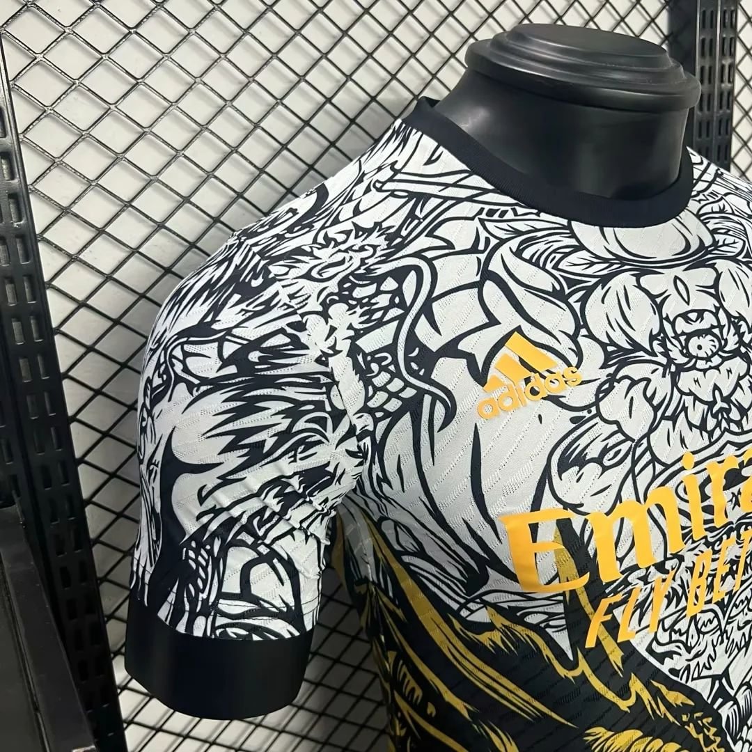 2024/2025 Real Madrid Black and White Dragon Special Edition Football Shirt For Player Version