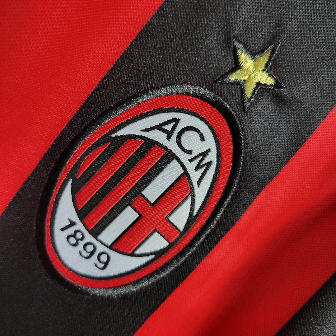 2006/2007 AC Milan Retro Home Football Shirt