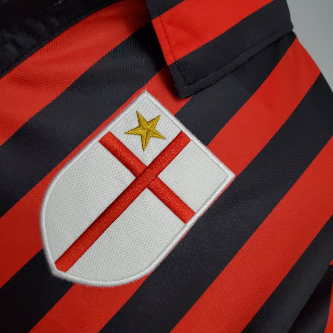 1999/2000 AC Milan Retro Home Football Shirt