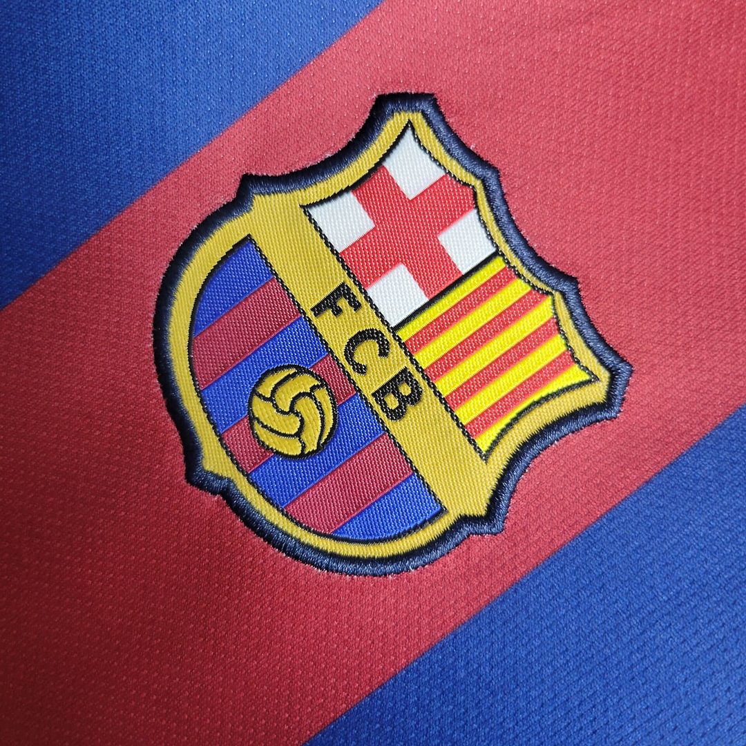 2010/2011 Retro Barcelona Home Football Shirt Kids Size