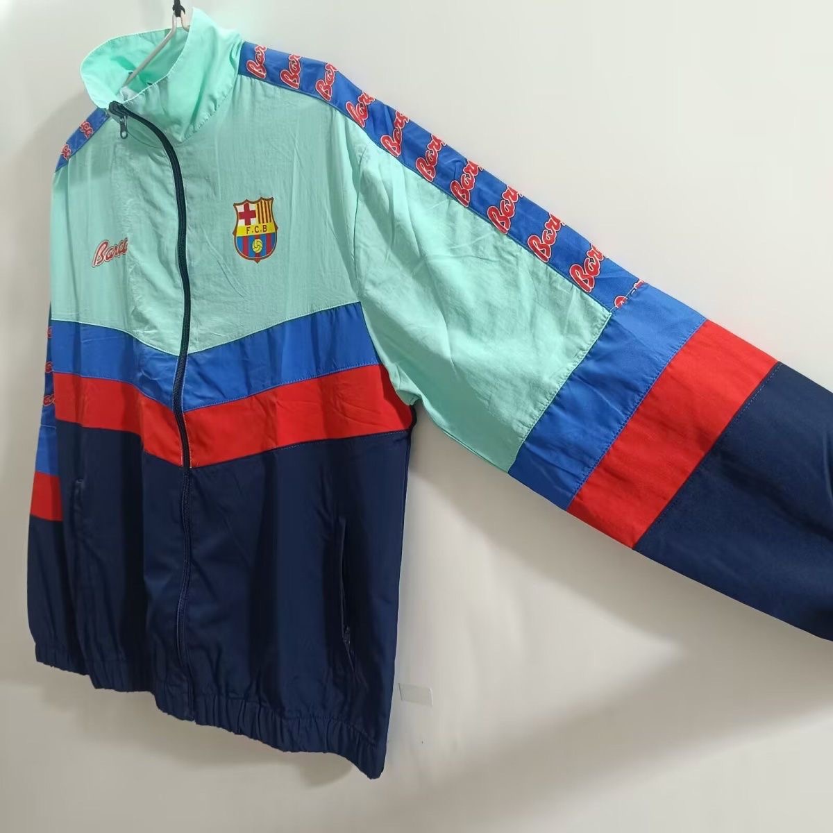 2025/2026 Barcelona Windbreaker Football Shirt