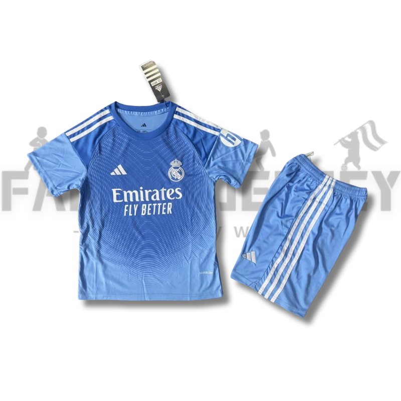 2025/2026 Real Madrid goalkeeper Football Shirt(For Kids)