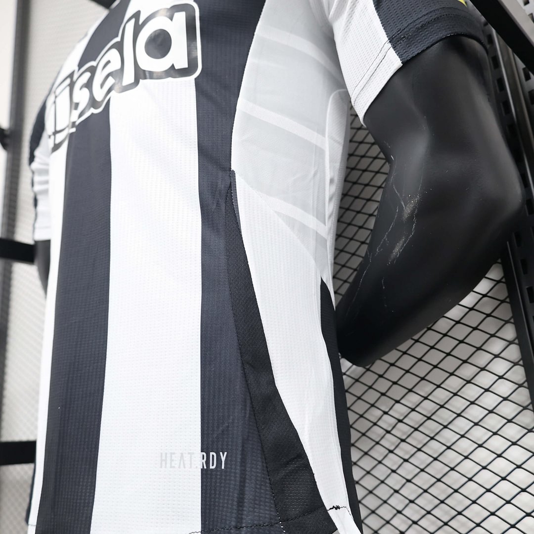 2024/2025 Player Version Newcastle United Home Football Shirt