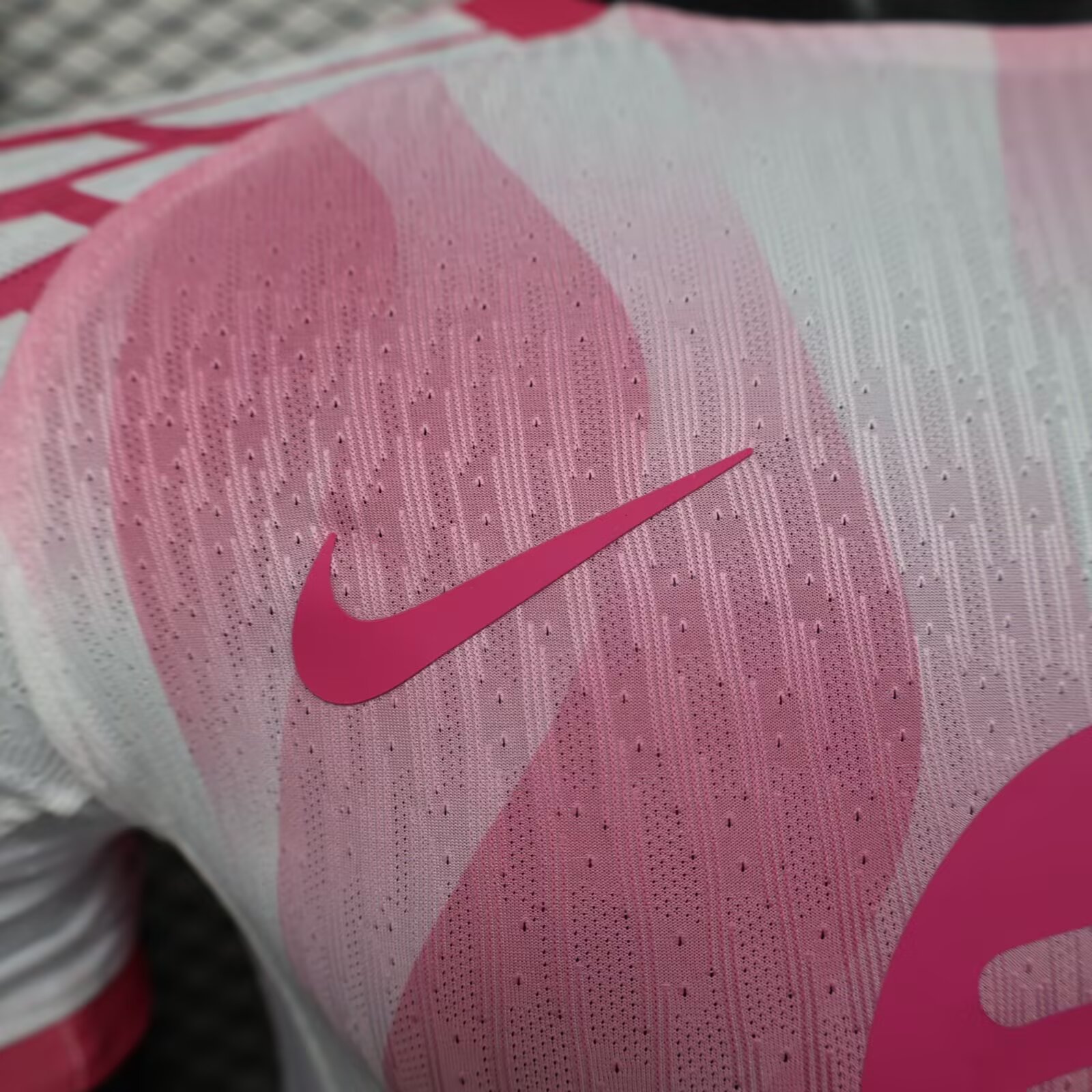 25/26 Barcelona Pink Special Edition Jersey(Player Version)