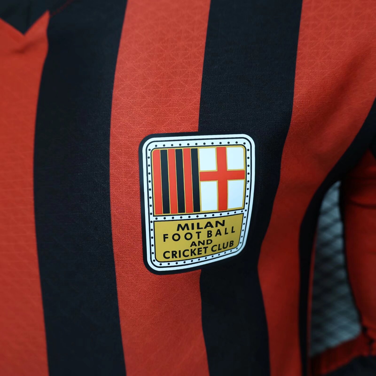 24/25 AC Milan Anniversary Pink Long Sleeves Jersey( Player Eersion)