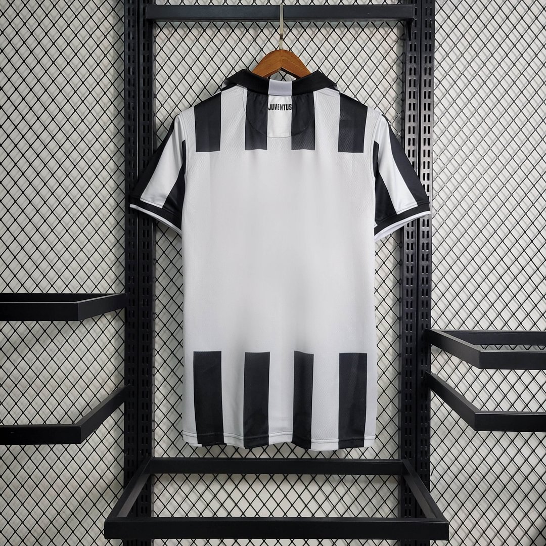 2014/2015 Juventus Retro Home Football Shirt
