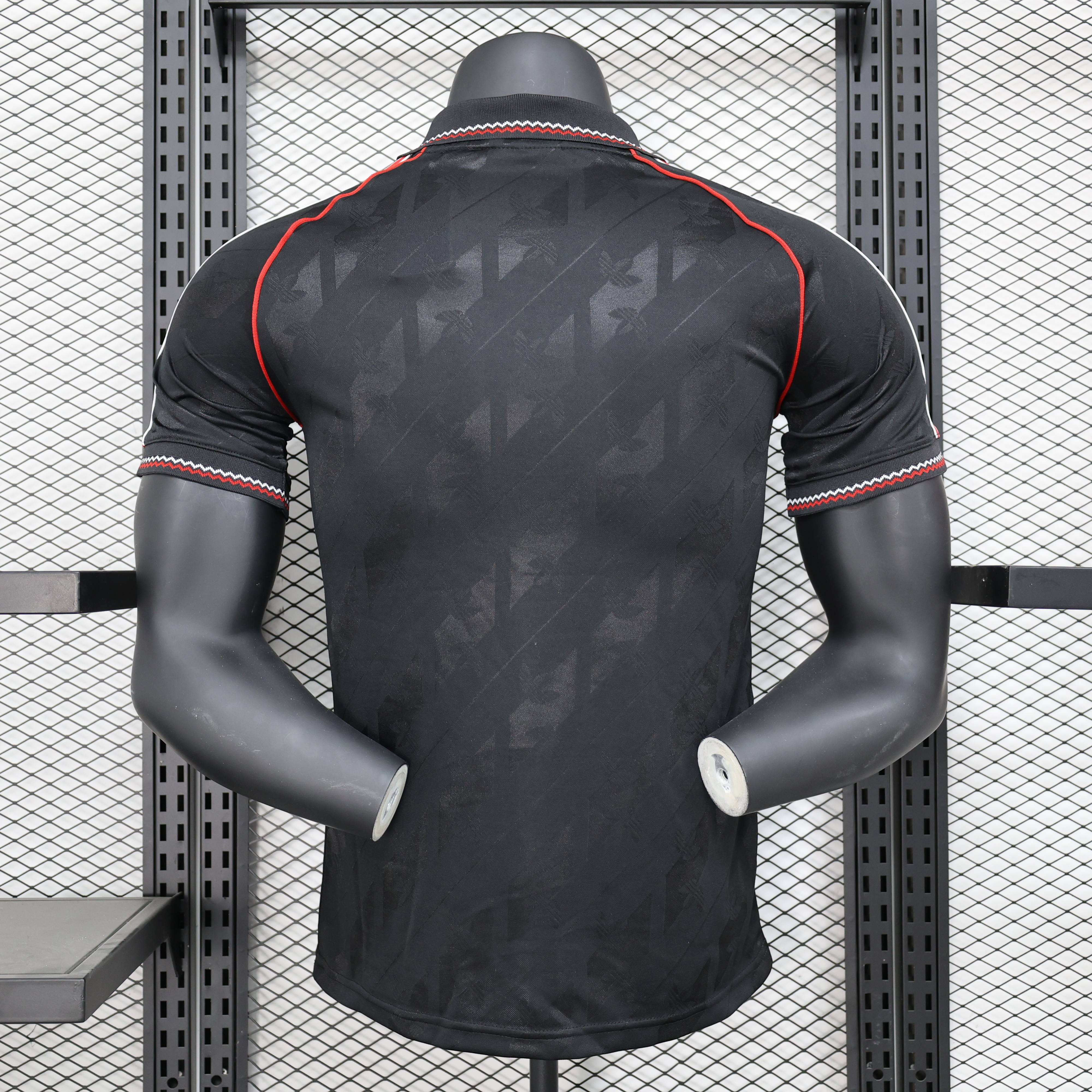 2024/2025 Manchester United black Retro soccer jersey For Player Version