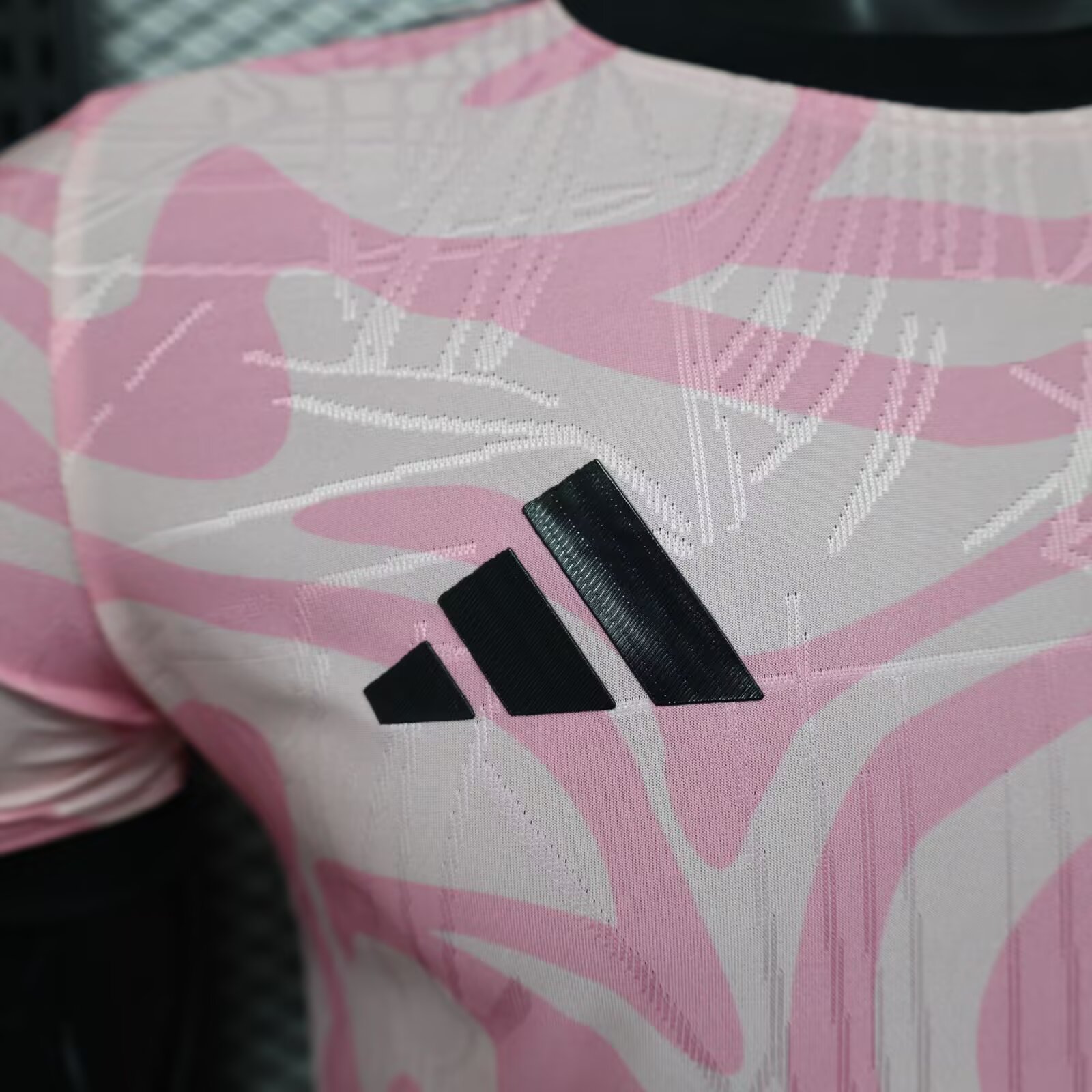 2025/2026 Flamengo Pink Special Edition Jersey (Player Version)