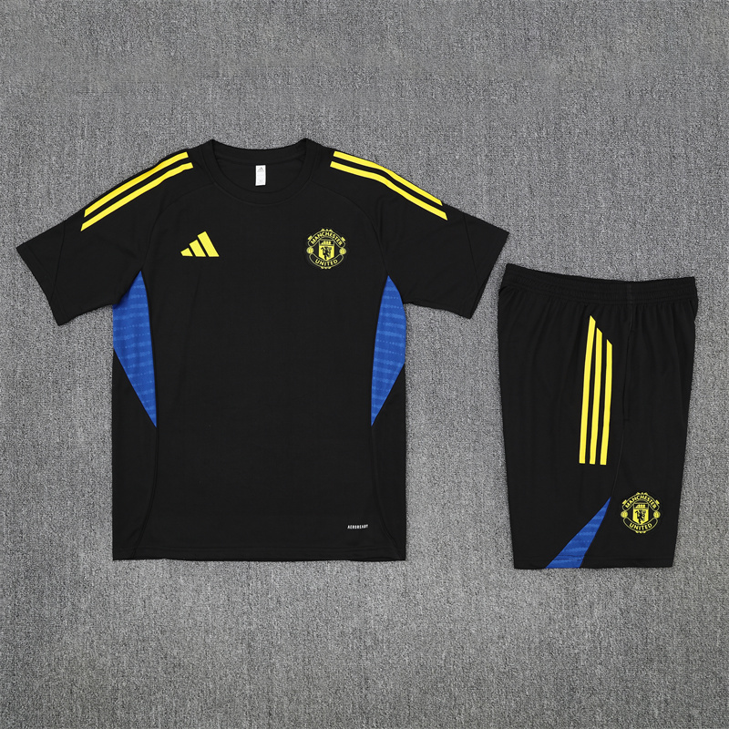 2025/2026 Manchester United Black Training Football Jacket