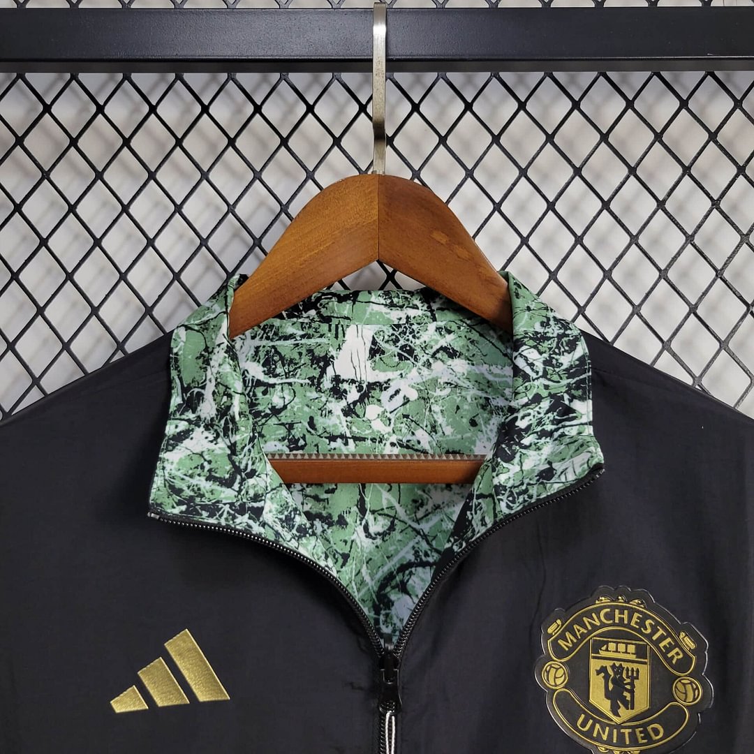 2024/2025 Manchester United (Black-Green) Reversible Windbreaker Football Shirt