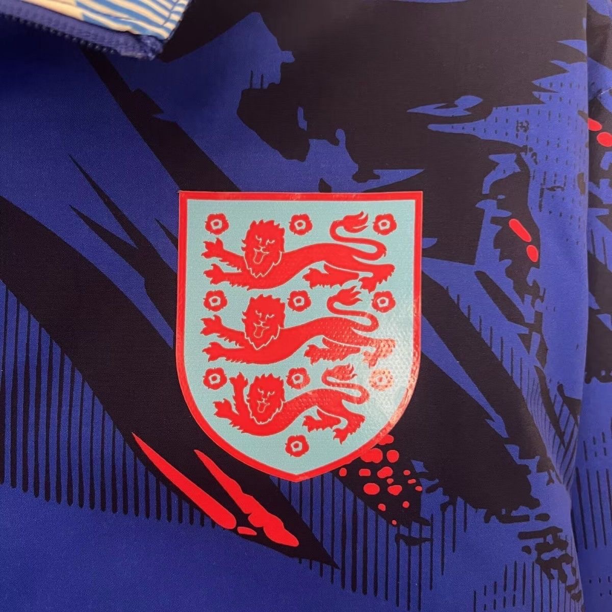 2024/2025 England Reversible Windbreaker Football Shirt