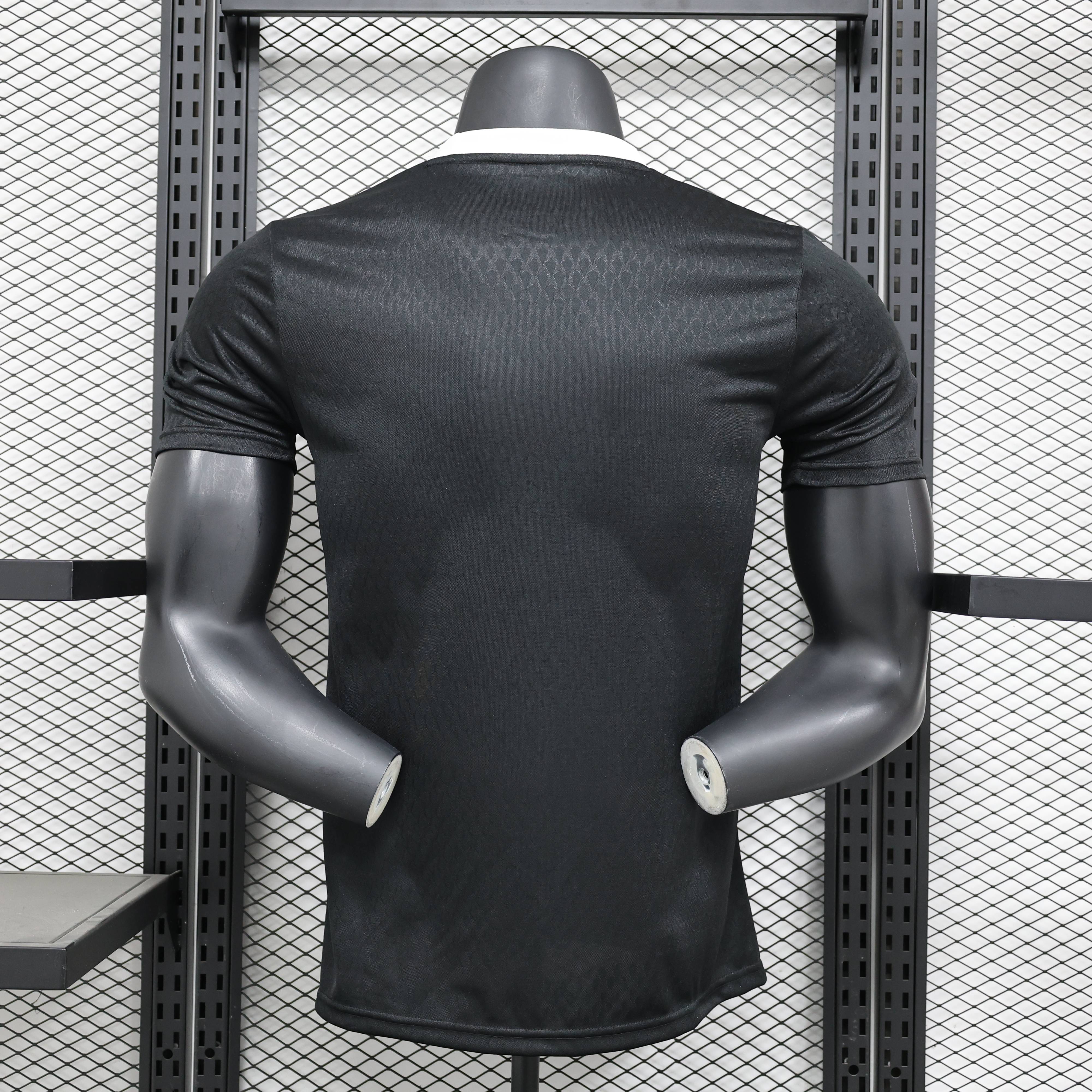 2024/2025 Real Madrid Black goalkeeper Football Jersey For Player Version