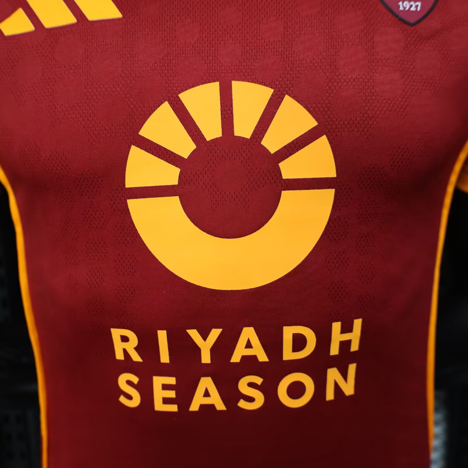 25/26 AS Roma Home Football Shirt(Player Version )