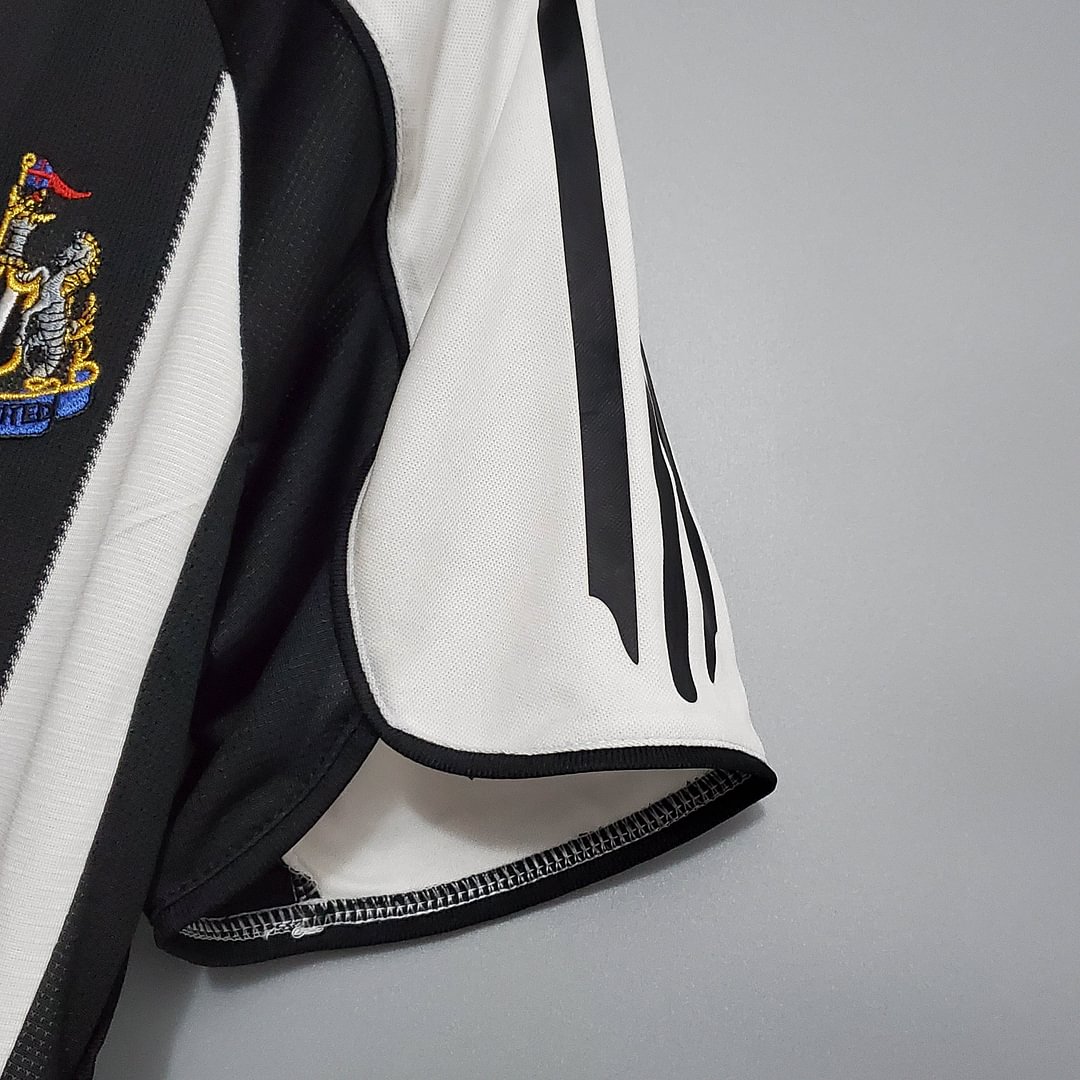 2005/2006 Retro Newcastle United Home Football Shirt( Fans Edition )