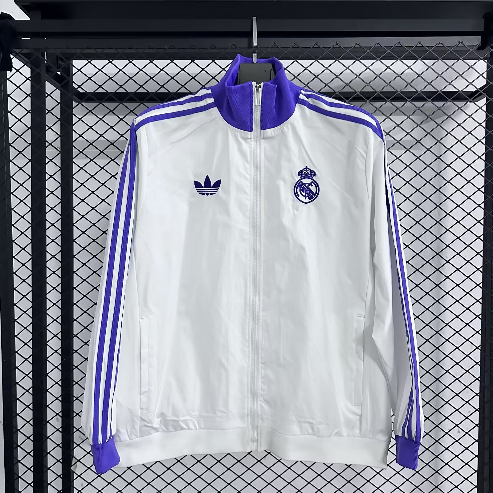 2024/2025 Real Madrid White Windbreaker Football shirt