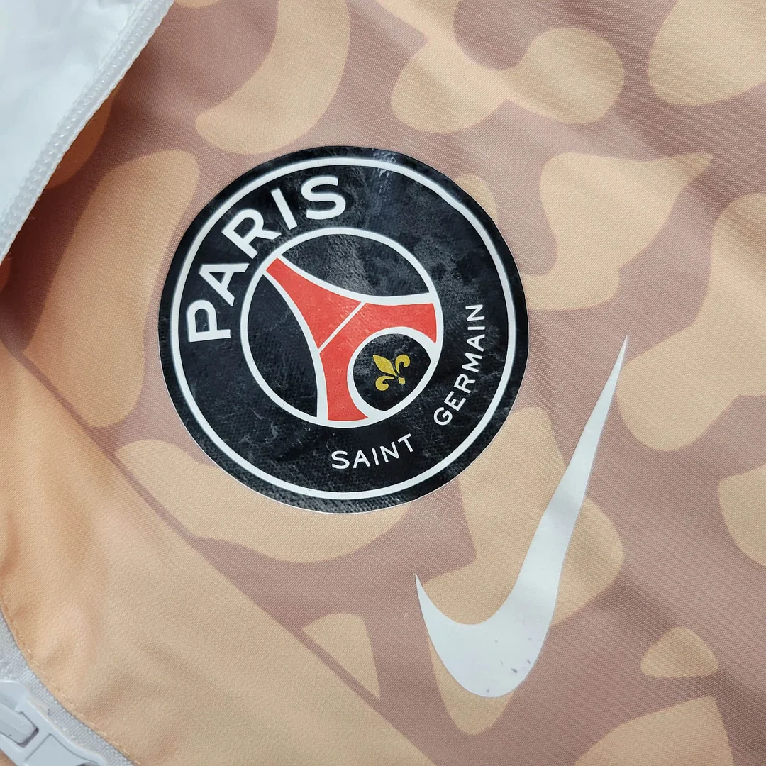 2024/2025 Paris Saint-Germain Reversible Windbreaker Football Shirt