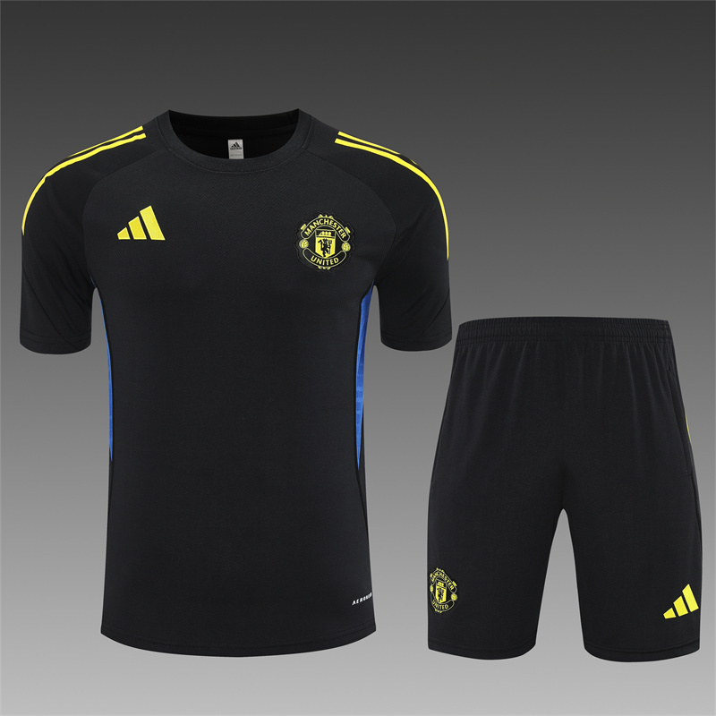 2025/2026 Manchester United Black Training Football Jacket