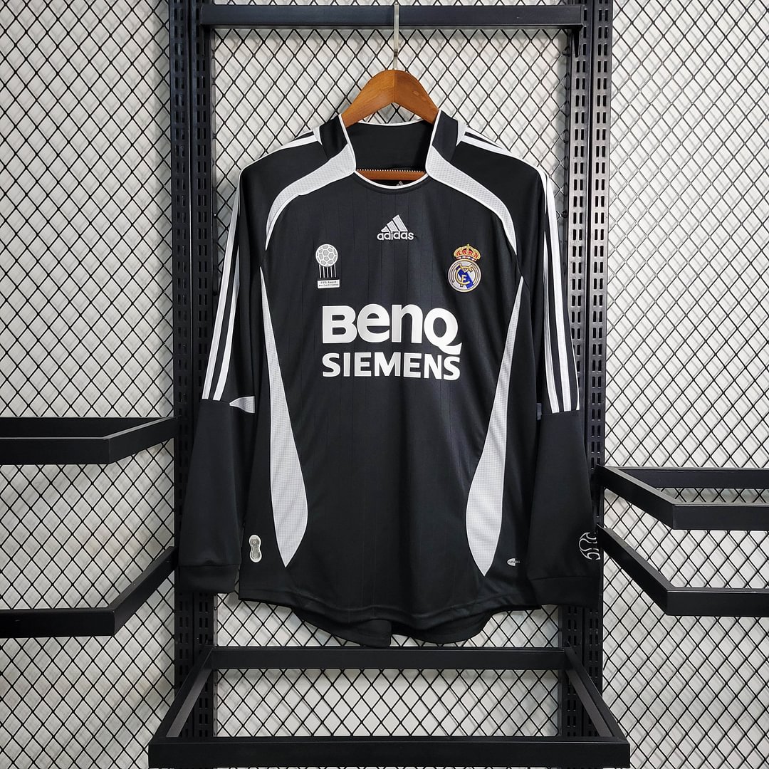 2006/2007 Real Madrid Retro Long Sleeve Away Football Shirt