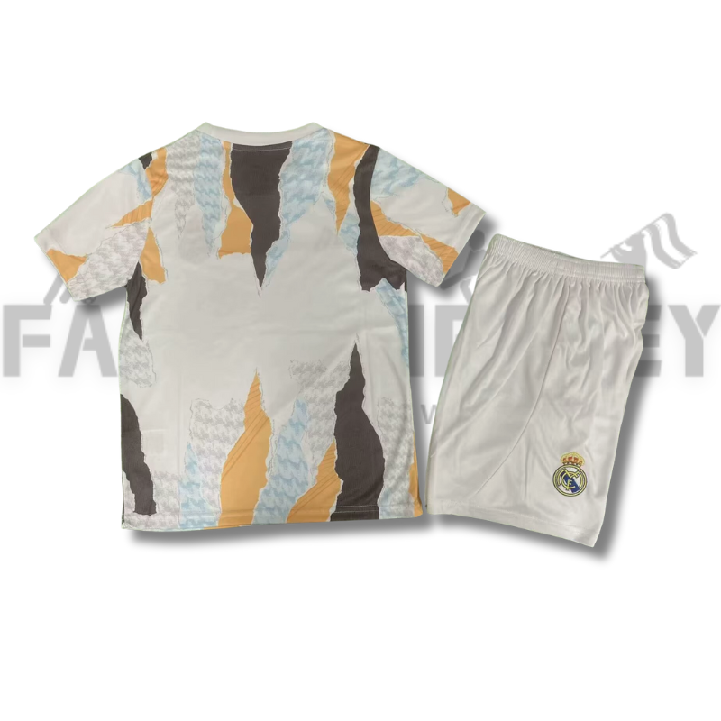 2025/2026 Real Madrid Training Football Shirt(For Kids)