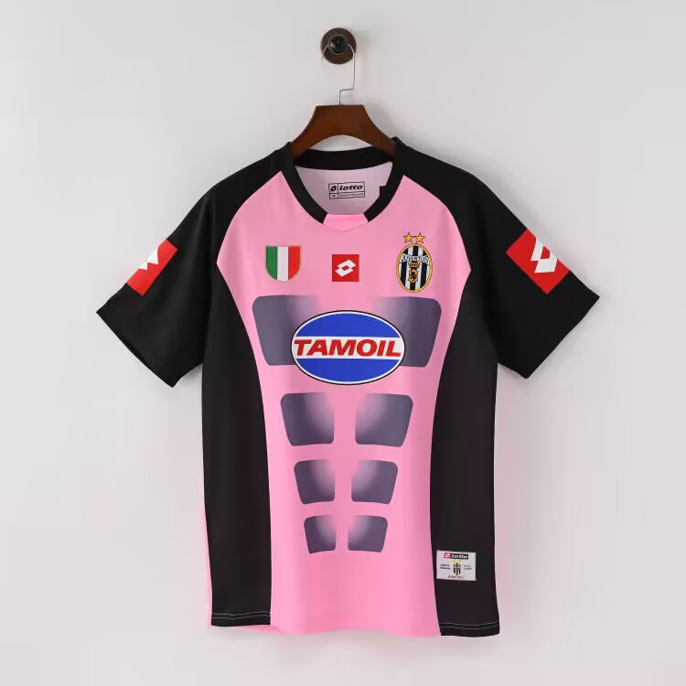 2002/2003 Juventus Pink Retro Football Shirt