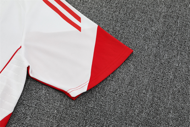 2025/2026 AFC Ajax Short sleeved training suit set