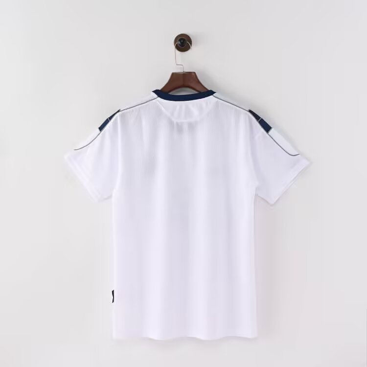 1999/2000 Manchester United White Retro Football Shirt