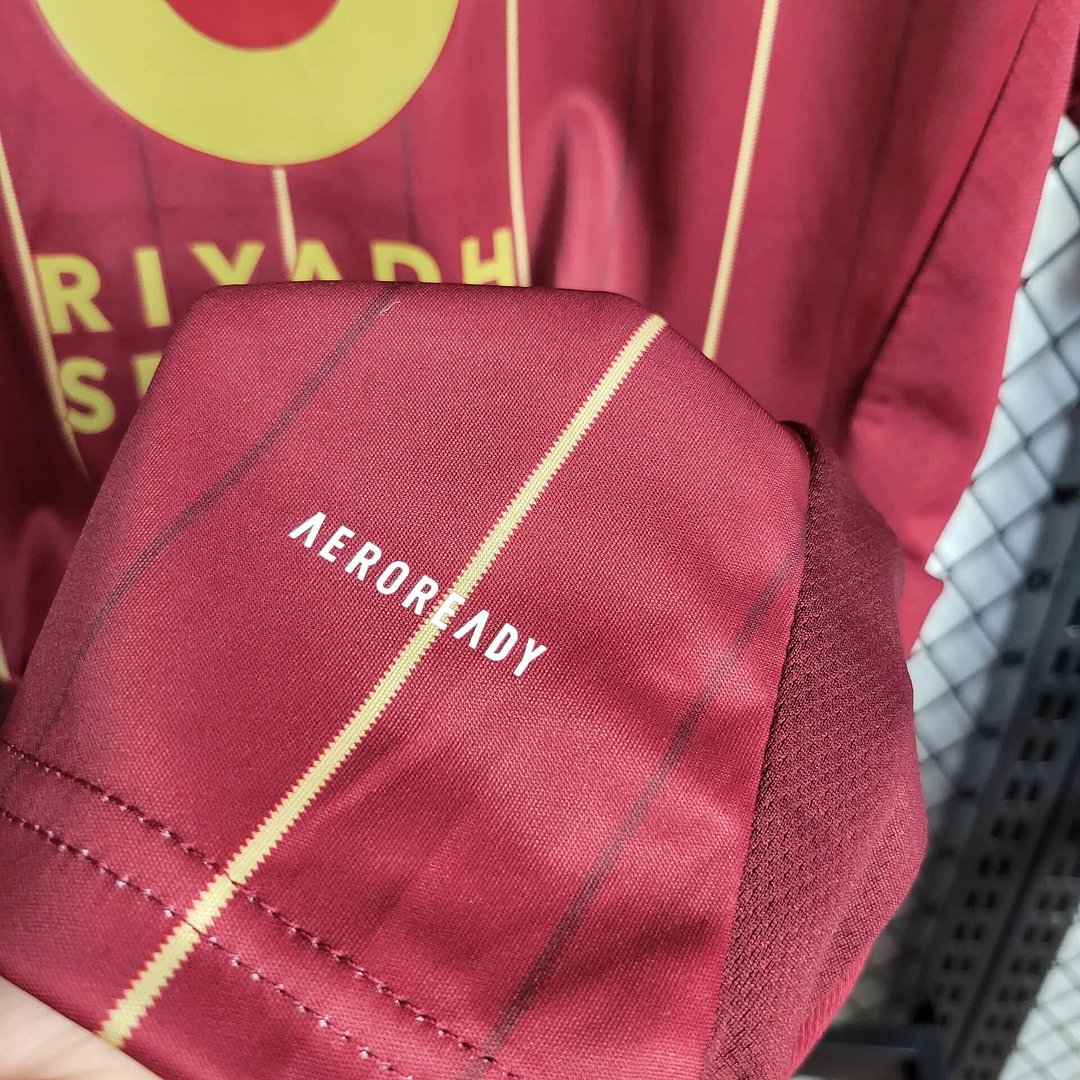 2024/2025 AS Roma Home Football Shirt( Fans Edition )