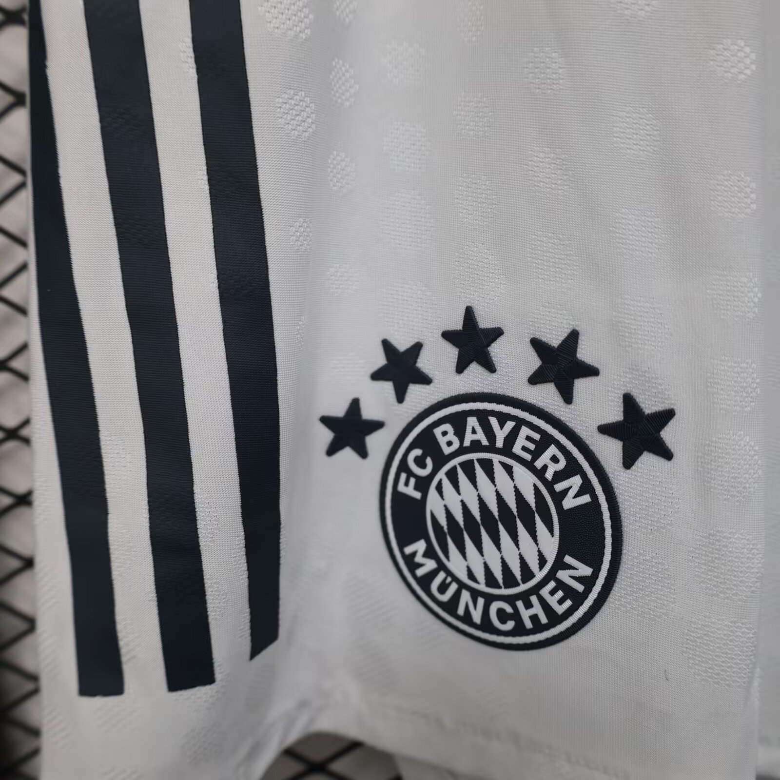 2025/2026 Bayern Munchen White Shorts