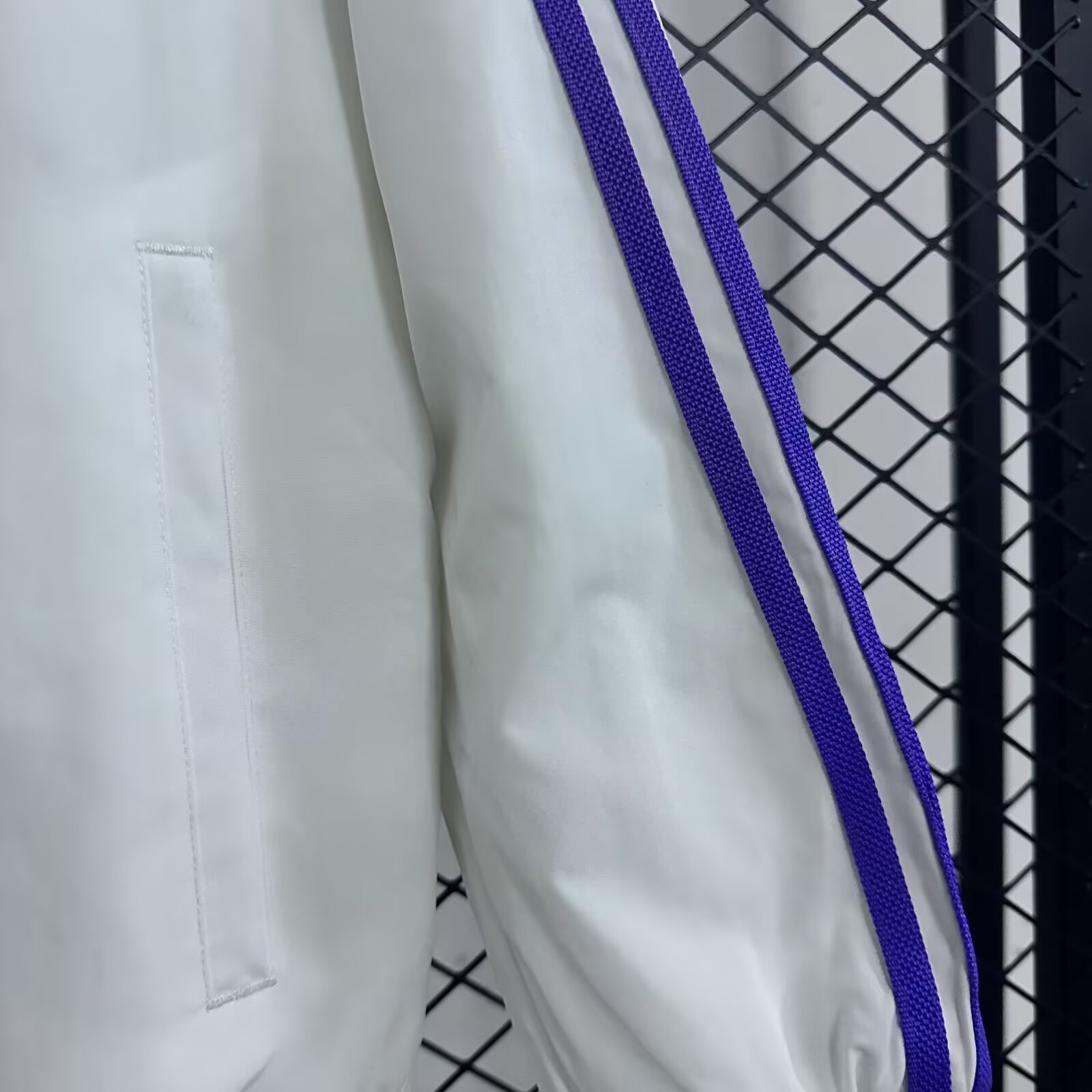 2025/2026 Real Madrid Reversible Windbreaker( White)Football Shirt