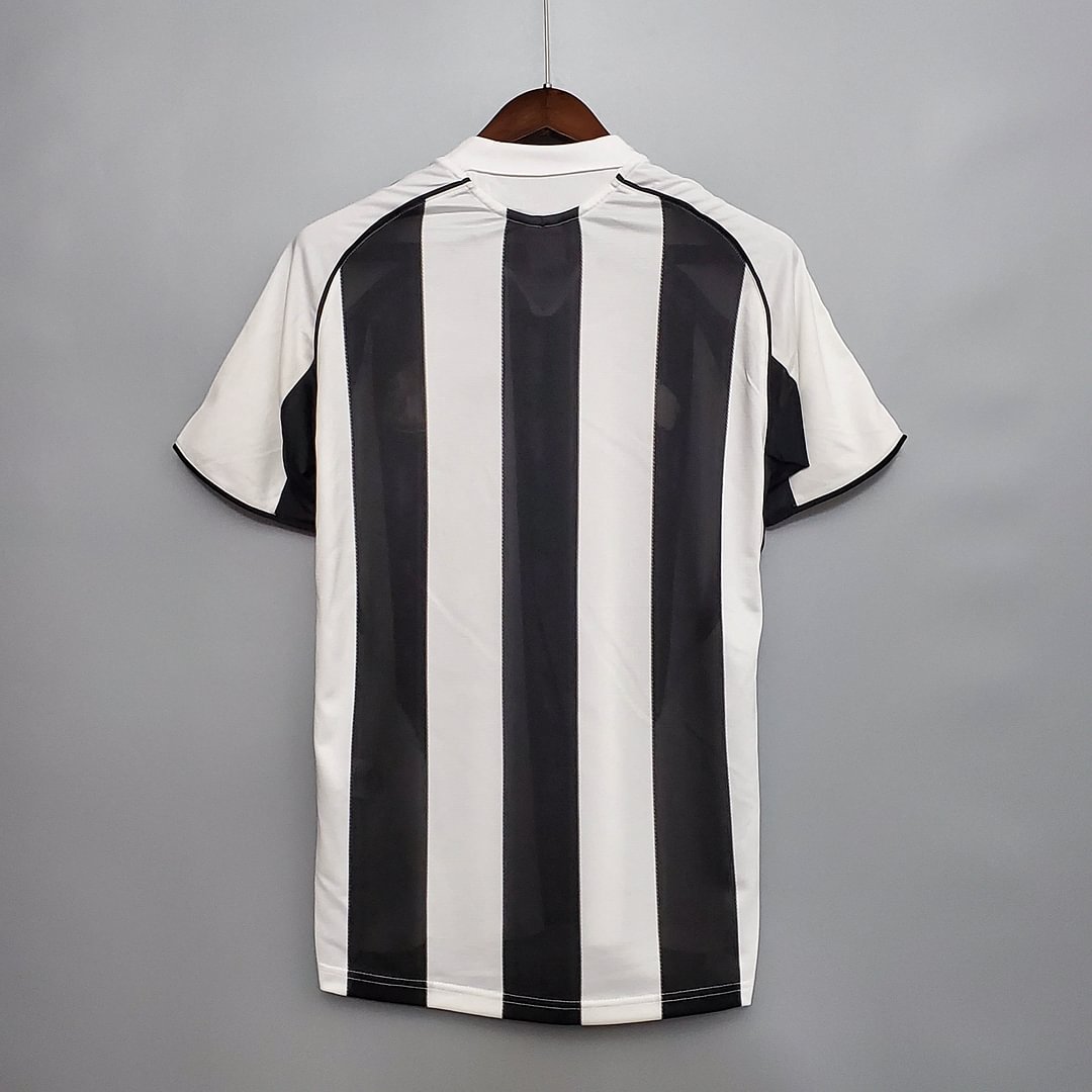 2005/2006 Retro Newcastle United Home Football Shirt( Fans Edition )