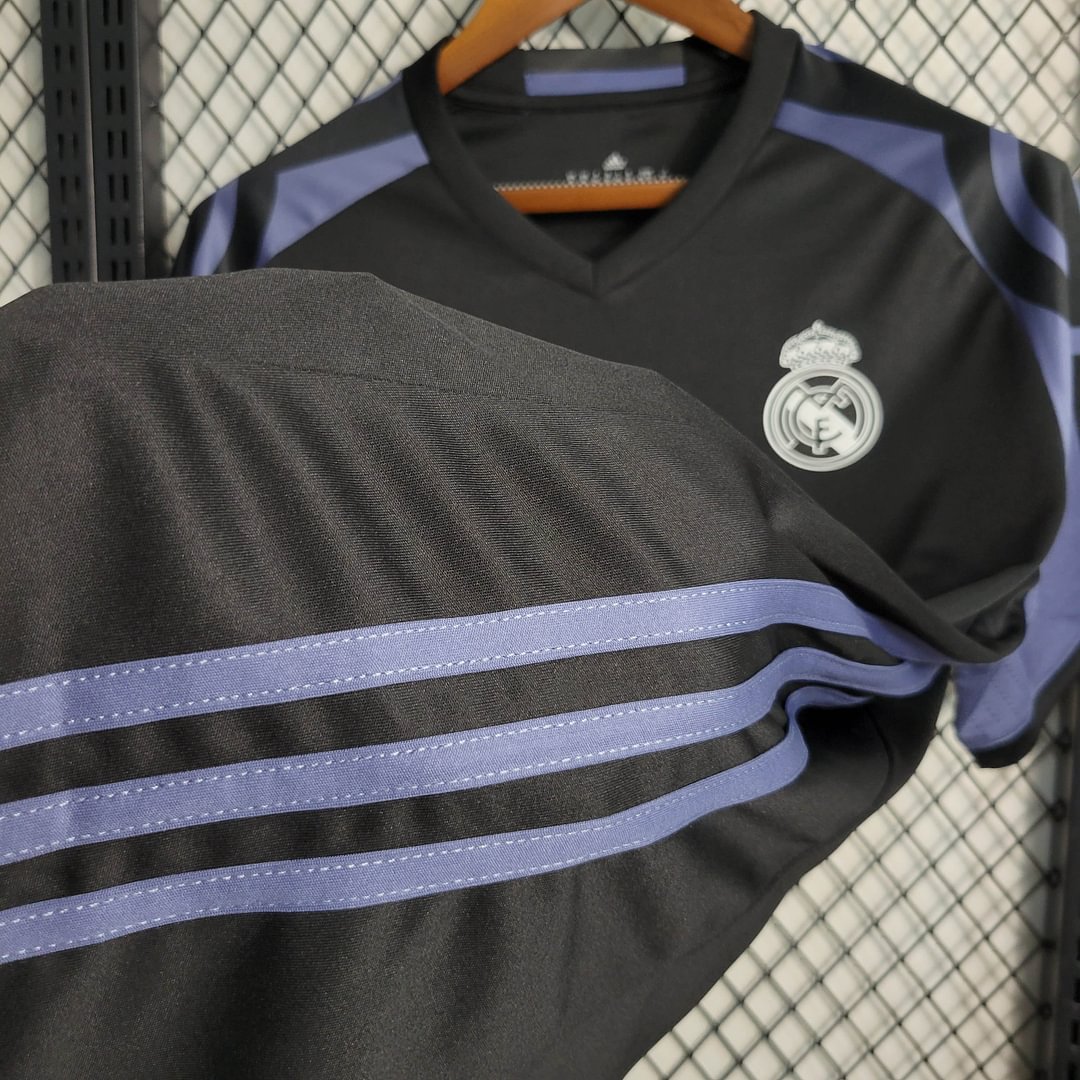 2016/2017 Real Madrid Retro Third Away Football Shirt