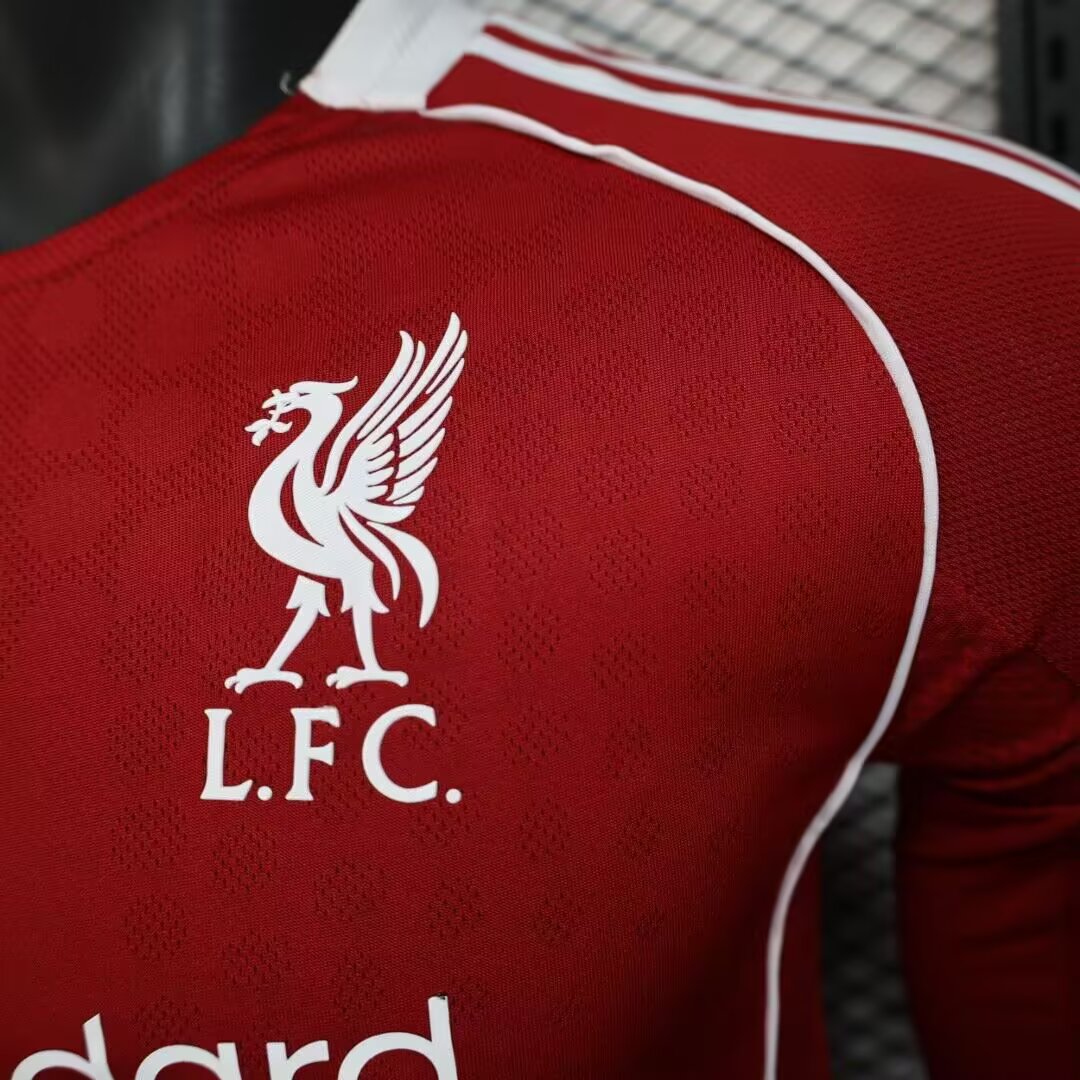 2025/2026 Liverpool Home Long Sleeve Jersey(Player Version)