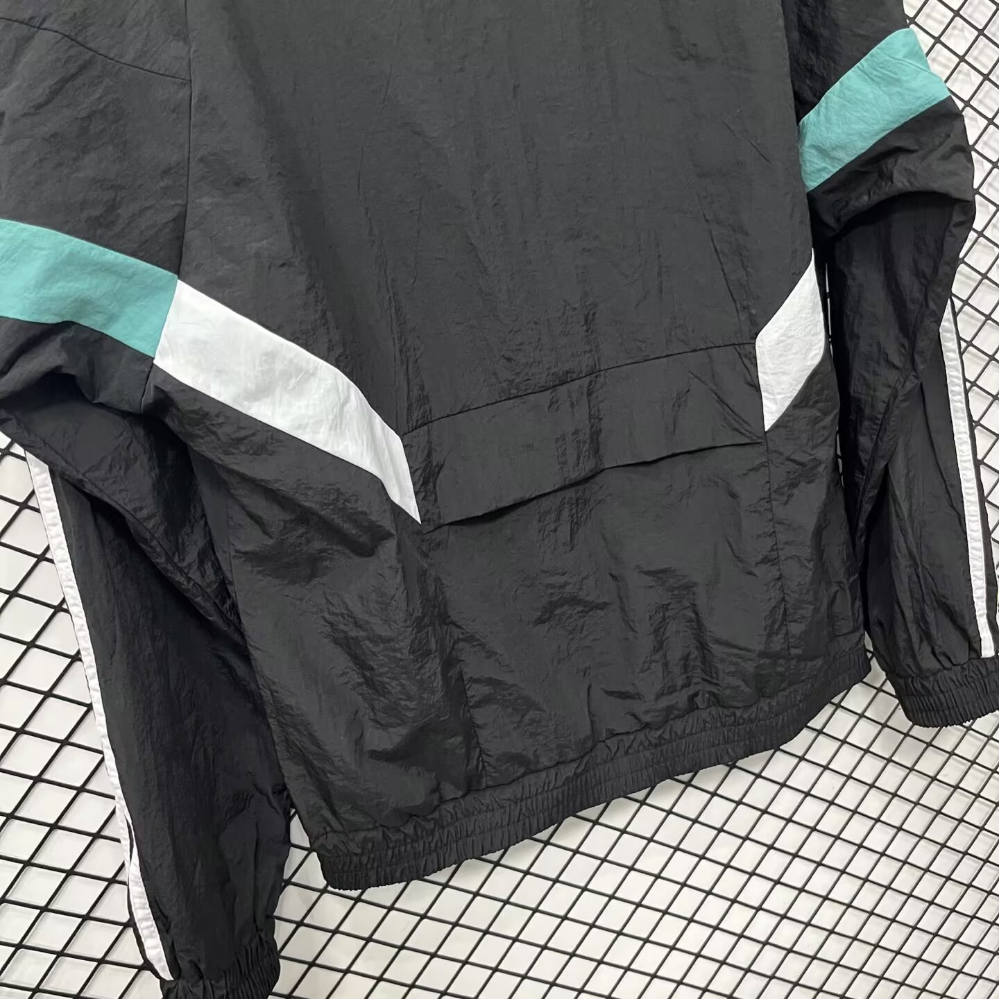 2024/2025 Newcastle Black Windbreaker Football Shirt