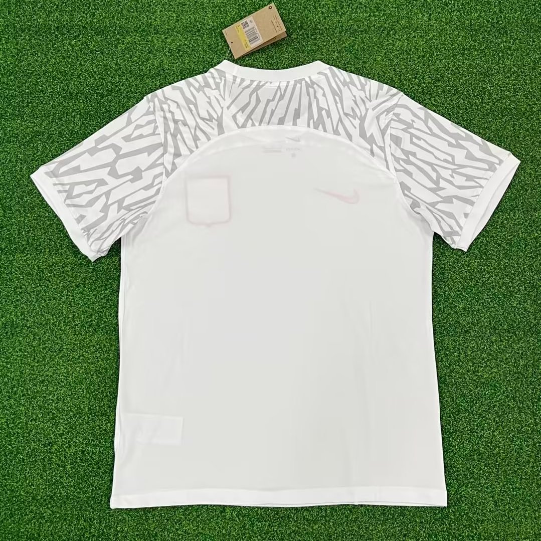 2022 Poland Home Football Shirt