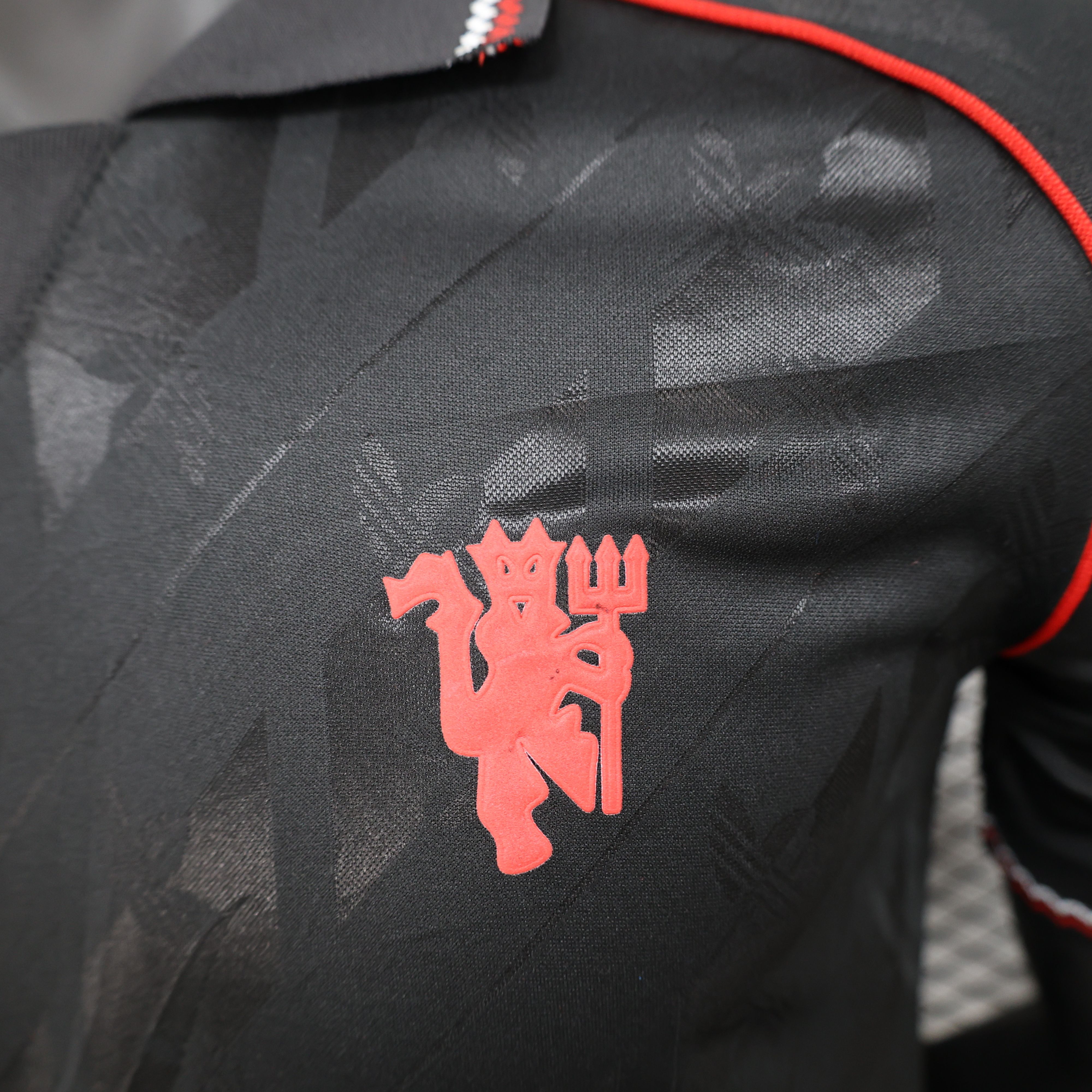 2024/2025 Manchester United black Retro soccer jersey For Player Version