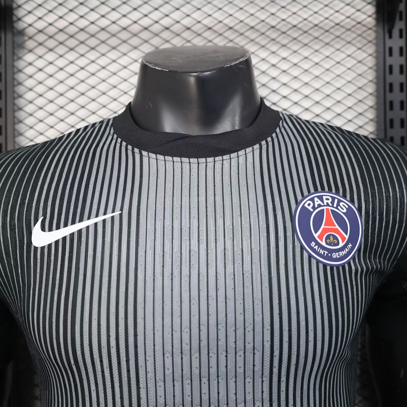 2025/2026 Paris Saint-Germain Goalie Football Shirt( Player Version)