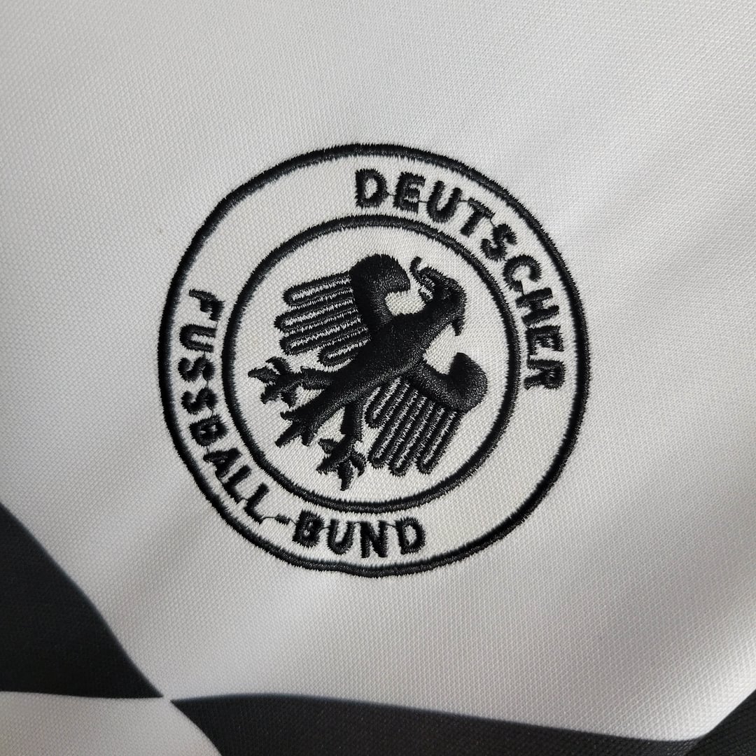 1990 Germany Retro World Cup Football Shirt( Fans Edition )