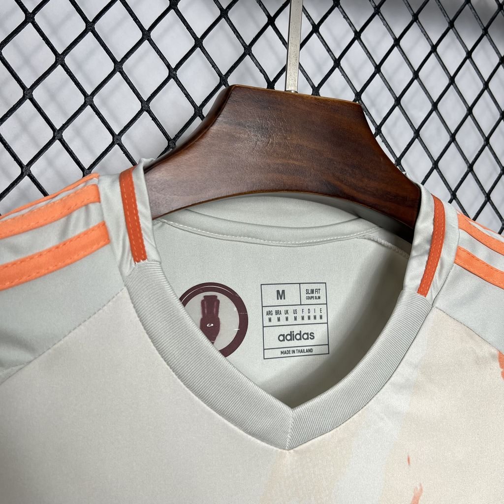 2024/2025 AS Roma Away Football Shirt( Fans Edition )