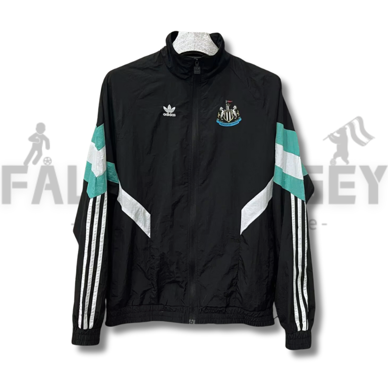 2024/2025 Newcastle Black Windbreaker Football Shirt