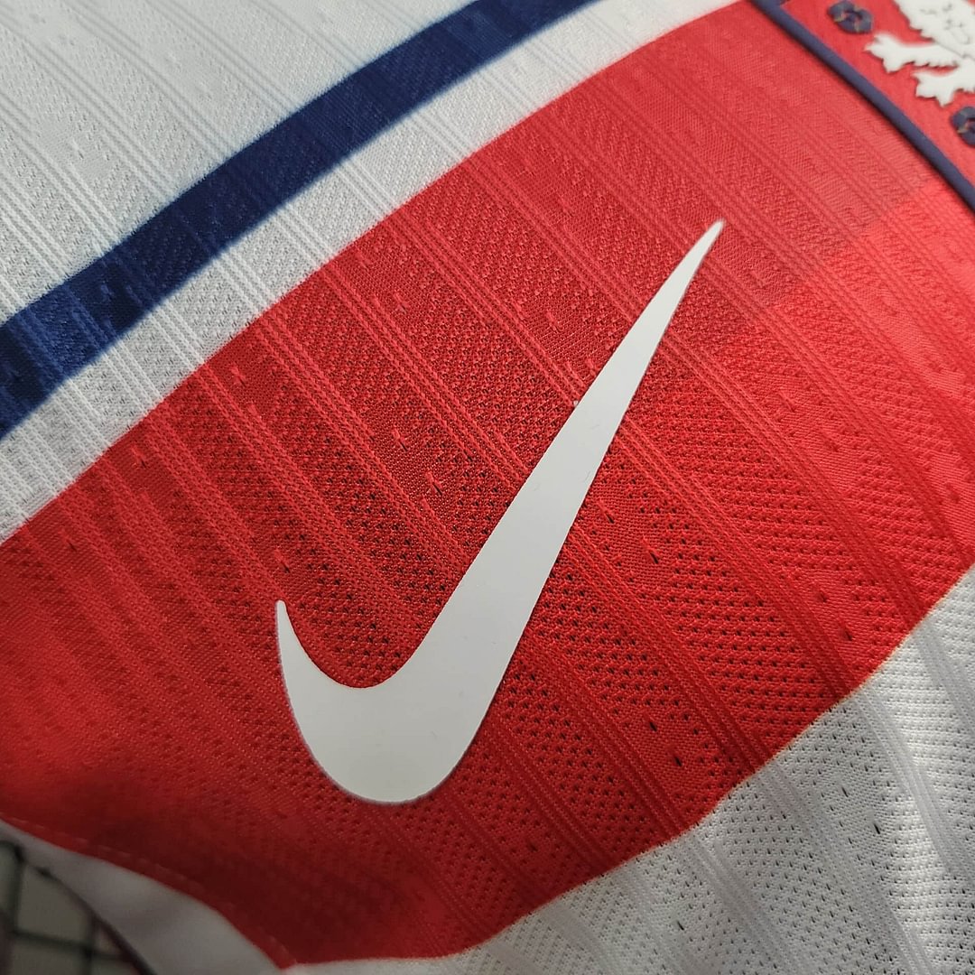 2004 Player Version England Training Wear Football Shirt