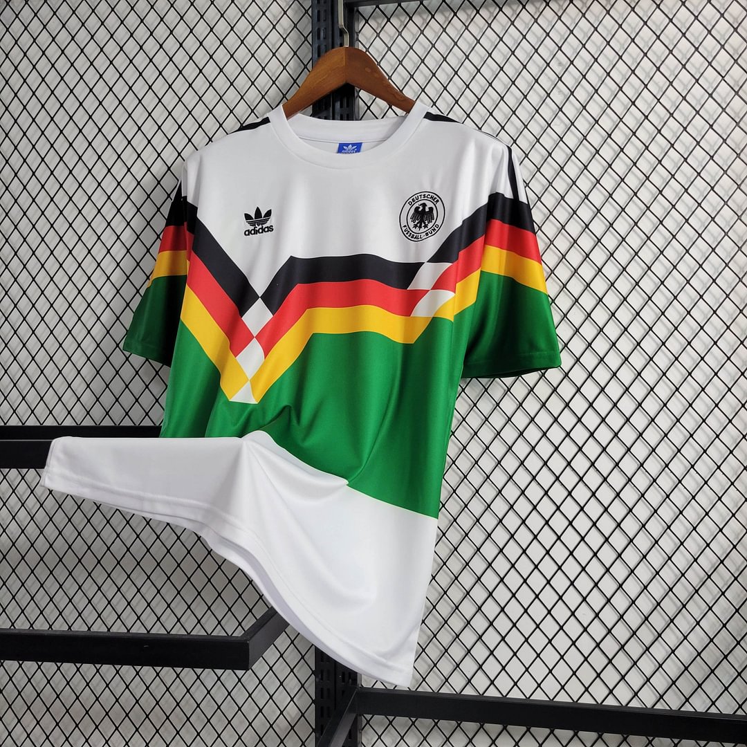 1990 Germany Retro World Cup Football Shirt( Fans Edition )