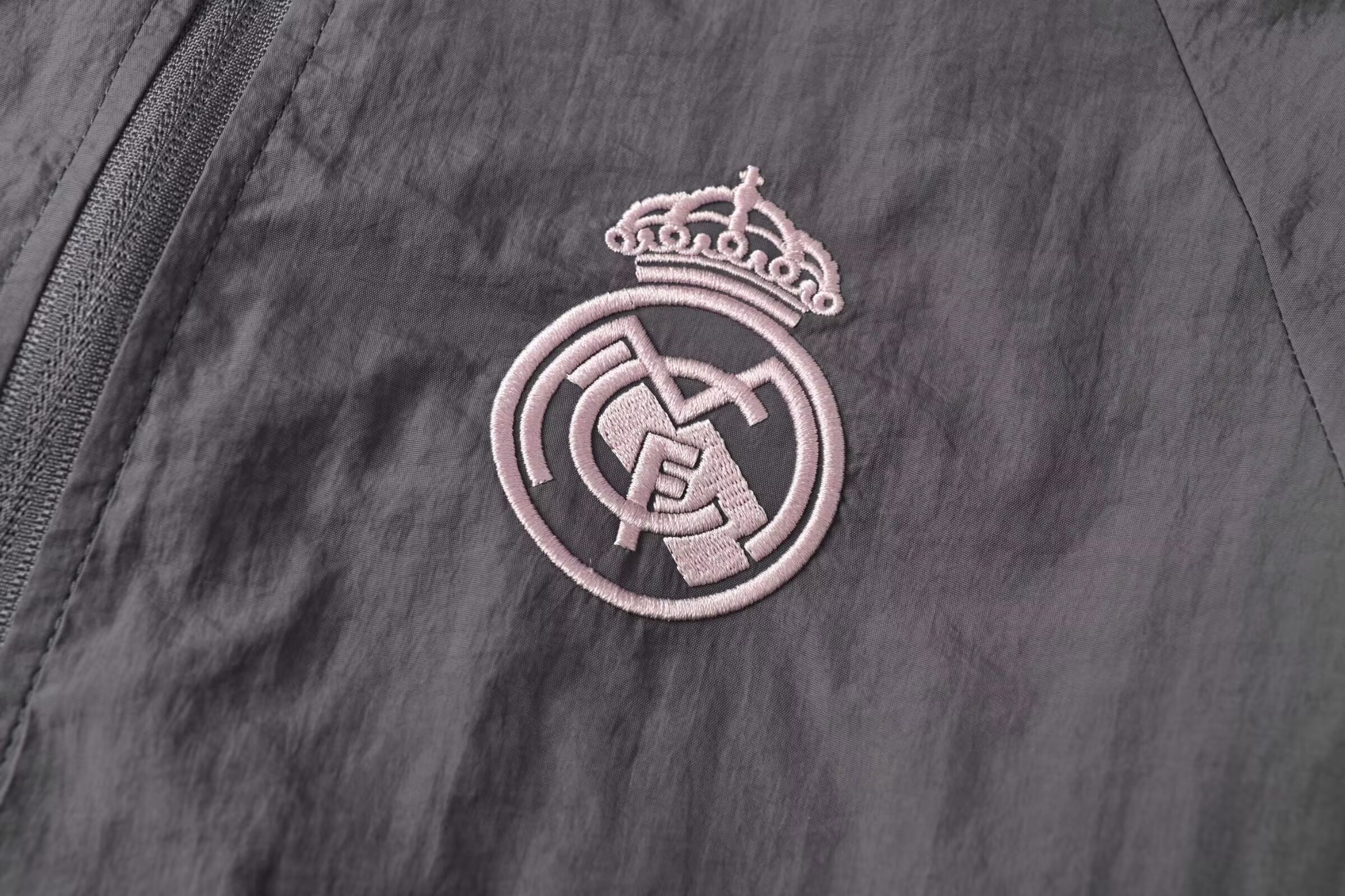 2025/2026 Real Madrid Windbreaker Football shirt