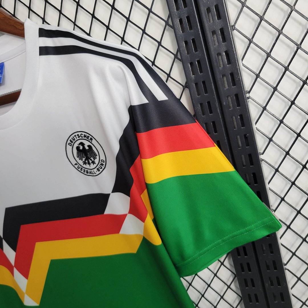 1990 Germany Retro World Cup Football Shirt( Fans Edition )