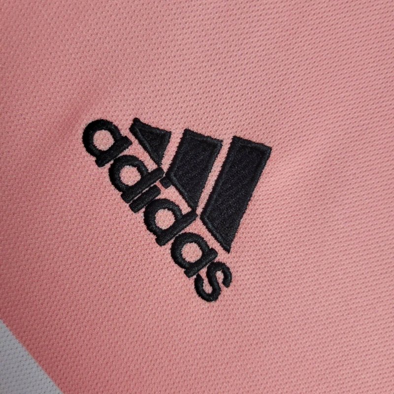 2015/2016 Juventus Retro Away Football Shirt