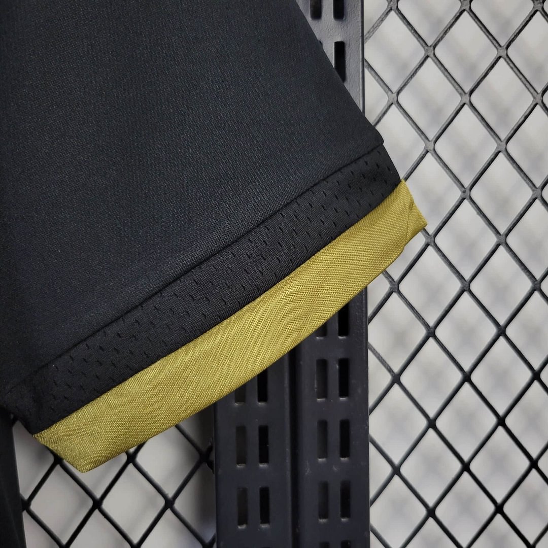 2015/2016 Juventus Retro Third Away Football Shirt
