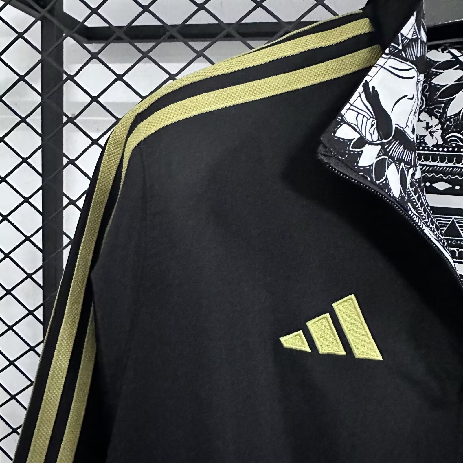2023/2024 Arsenal Reversible Windbreaker Football Shirt