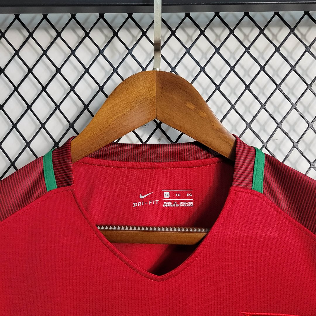 2016 Retro Long Sleeve Portugal Away Football Shirt