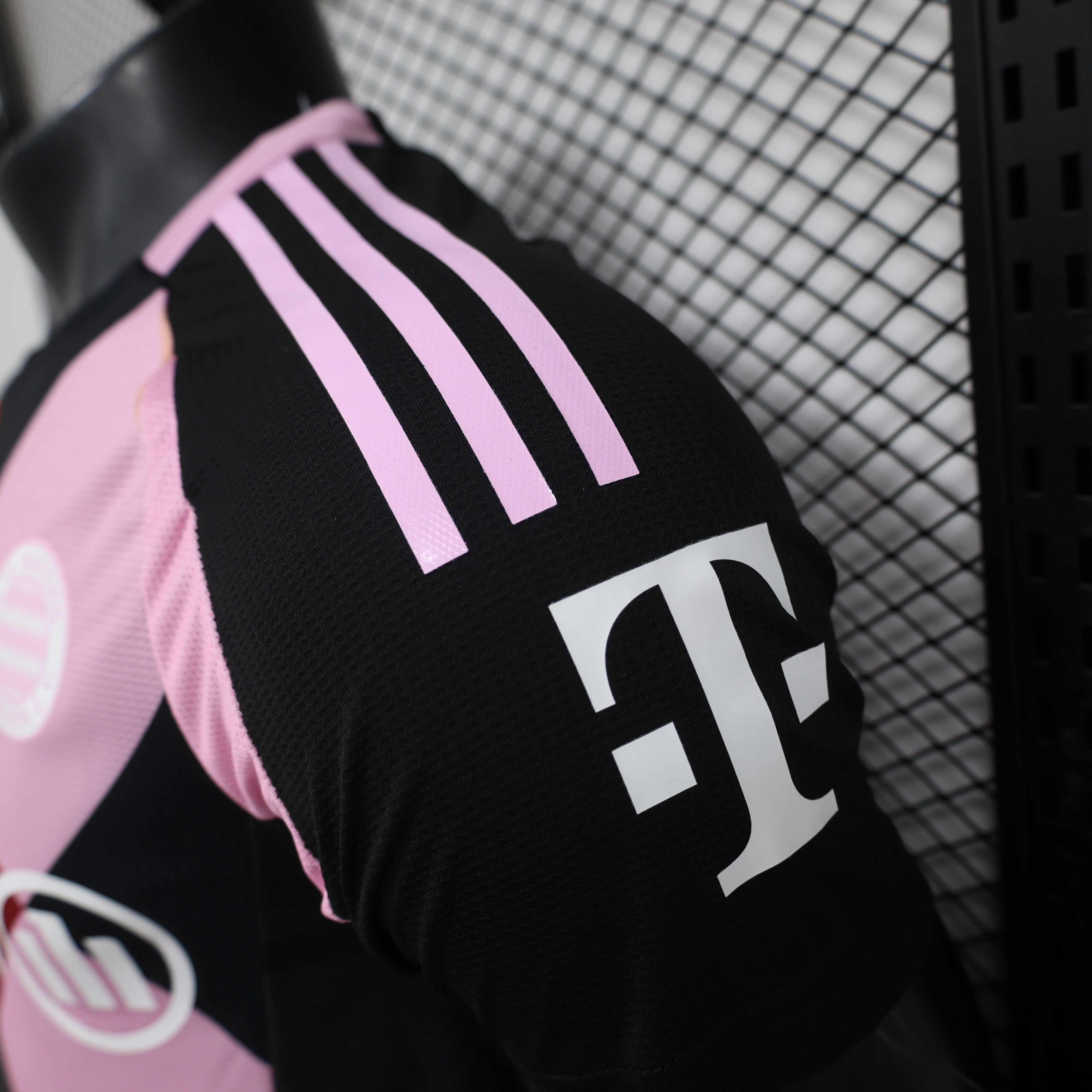 2024/2025 FC Bayern Training Jersey Football Jersey For Player Version
