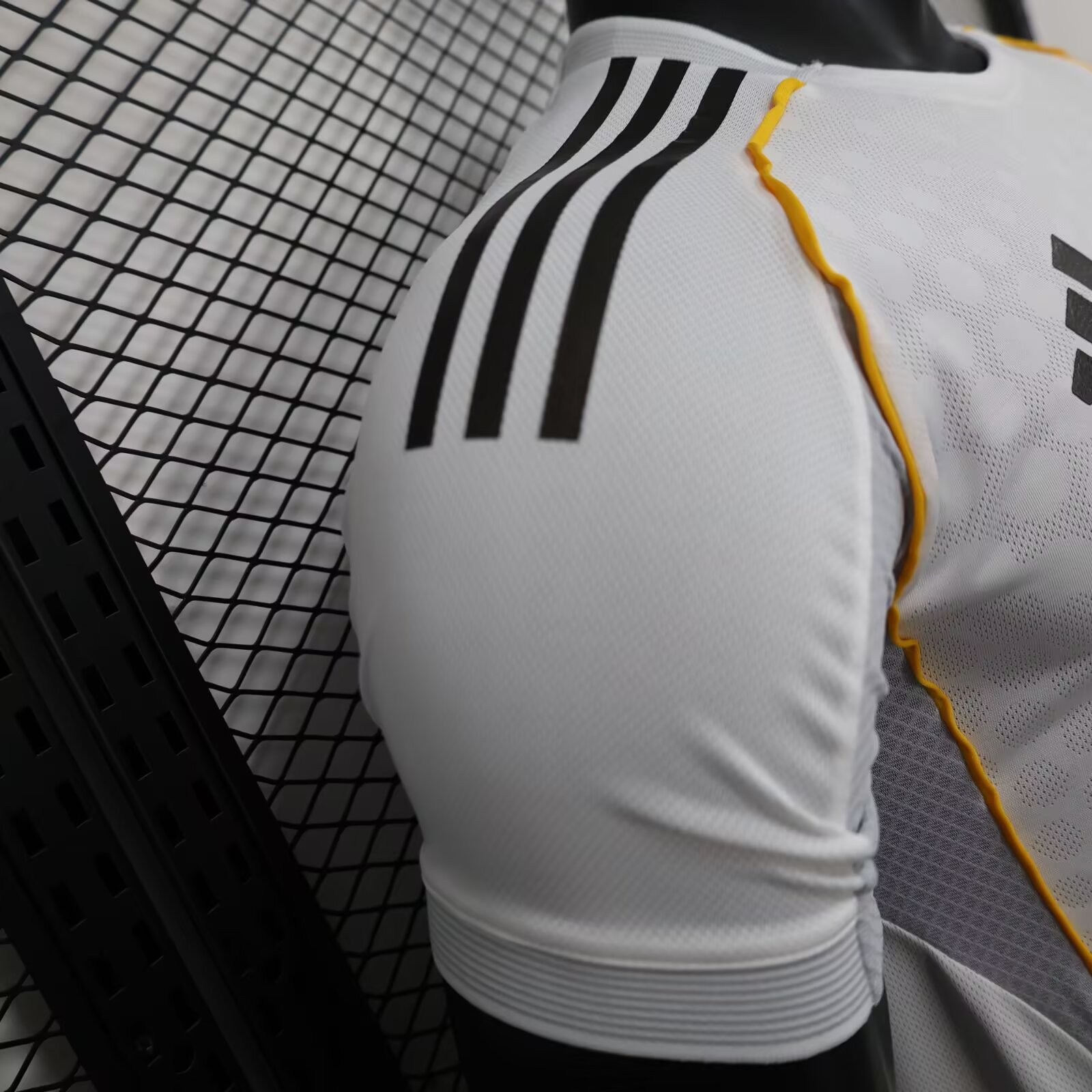 2025/2026 Real Madrid Luka Modrić Home Jersey(Player Version)