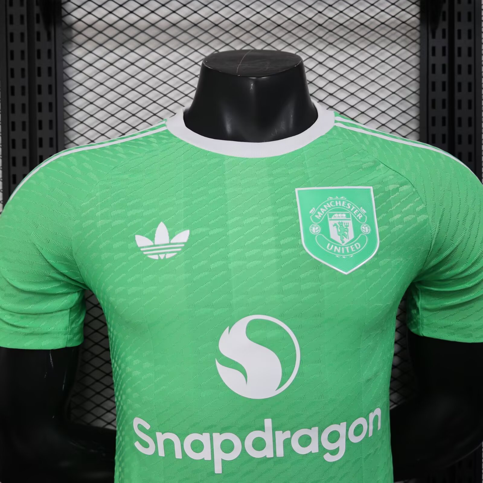 2025/2026 Manchester United Goalkeeper Jersey( Player Edition )